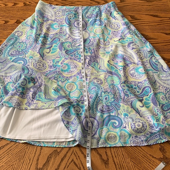 Long modest Dress Barn paisley skirt with soft spring colors - Picture 6 of 8